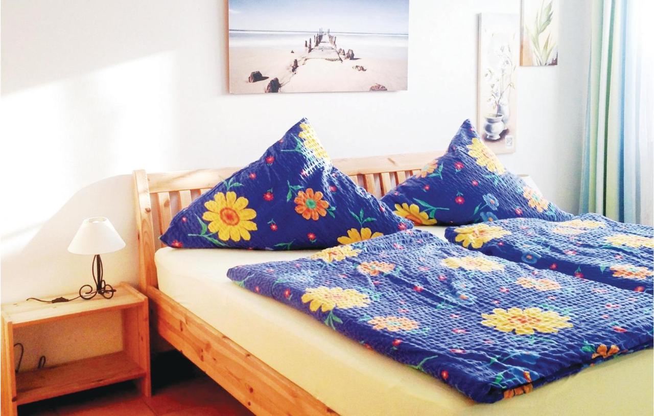 Cozy In Travemuende With Wifi Lubeck